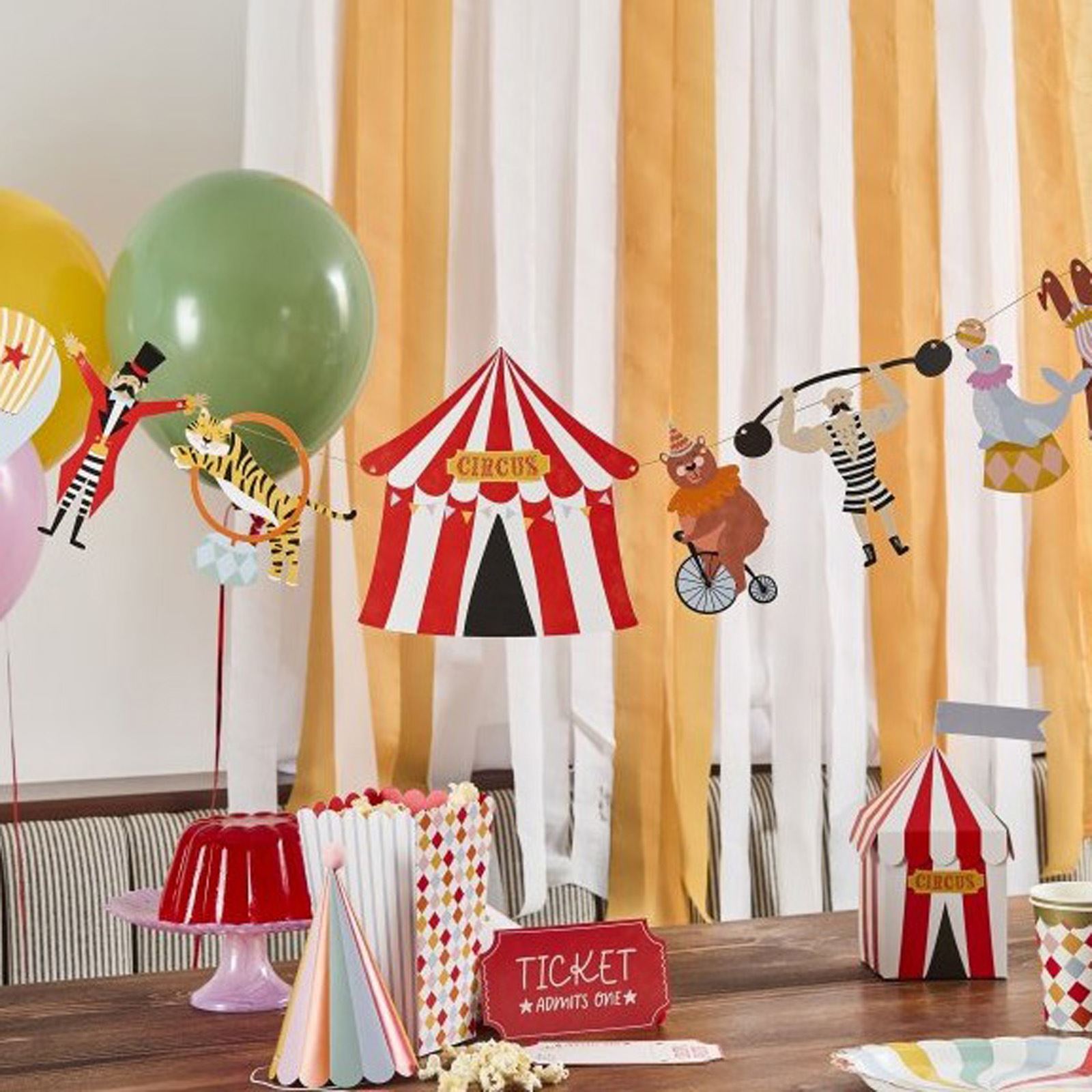 circus-card-garland-hanging-funfair-banner-decoration-3m|HBCP101|Luck and Luck| 1