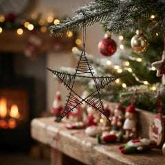 Rusty Wire Hanging Decoration - Star