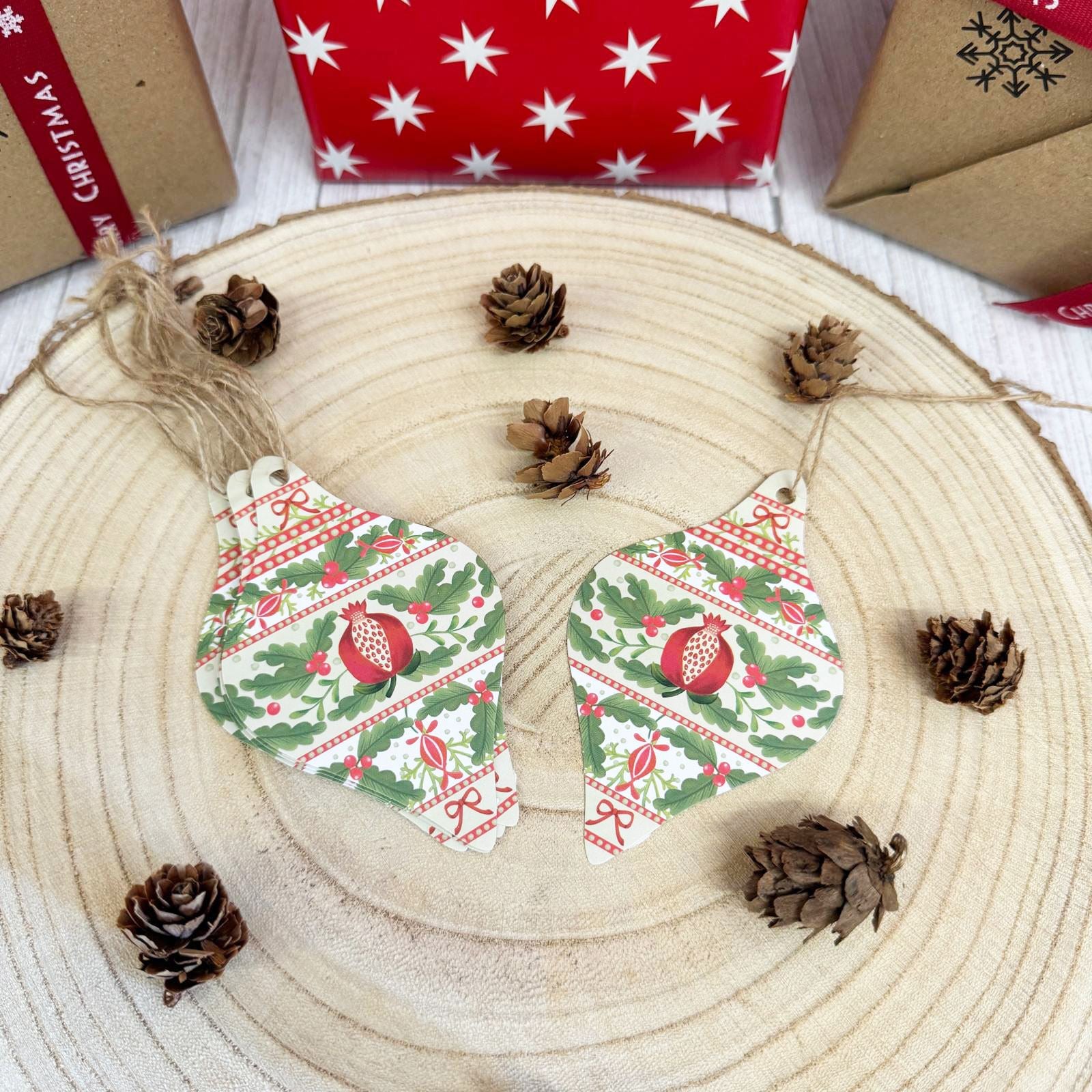 folklore-christmas-gift-tags-8-pack-gift-wrapping|FOLK-TAGGIFT|Luck and Luck| 1