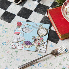 alice-in-wonderland-cocktail-napkins-supplies-mad-hatter-party-x-20|TSALICEV2CNAPKIN|Luck and Luck| 1