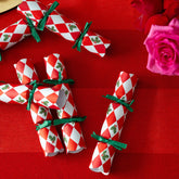 Holly Harlequin Mini Christmas Crackers for Festive Table Styling (Pack of 6, 15 cm)