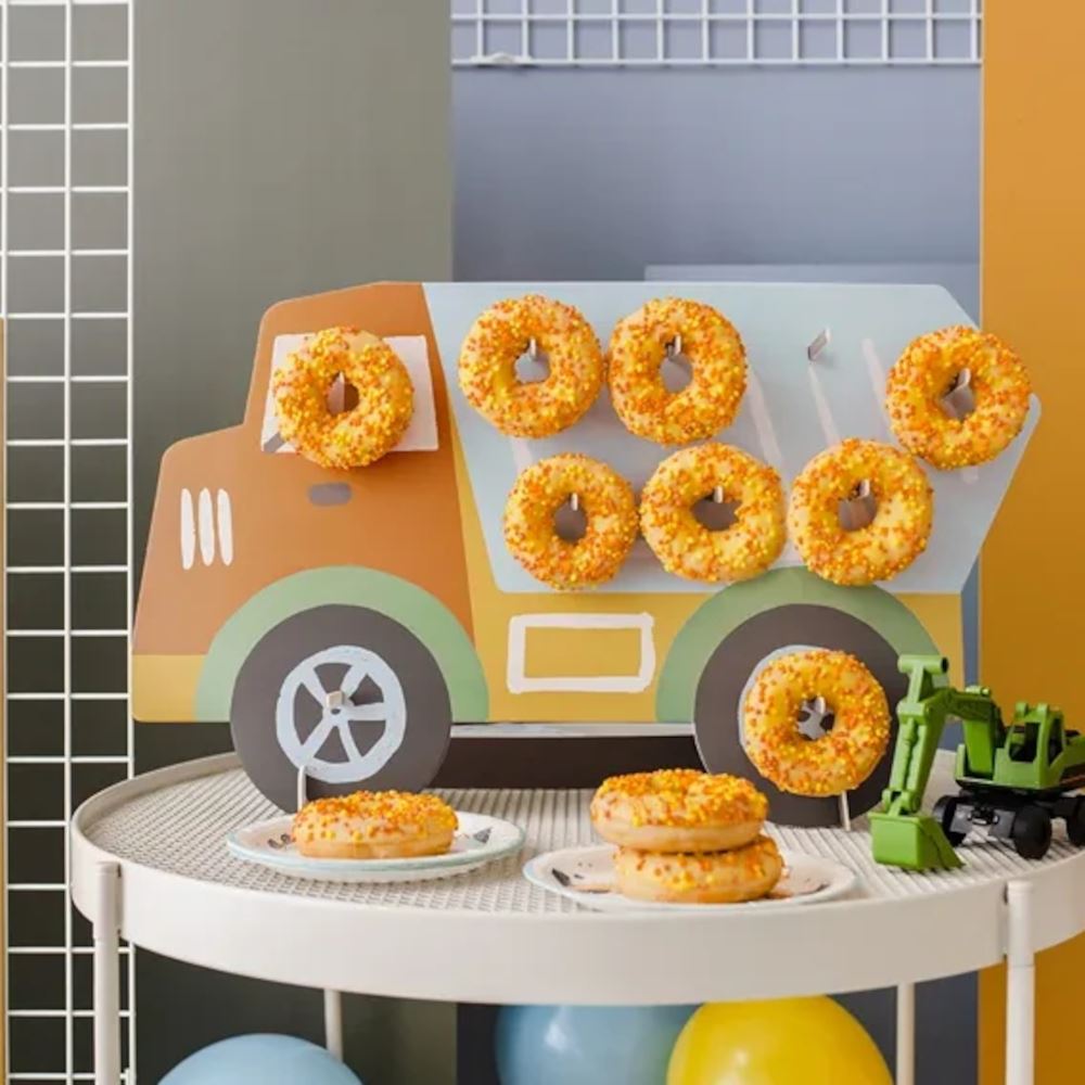 construction-vehicle-childrens-party-donut-stand|SND3|Luck and Luck| 1