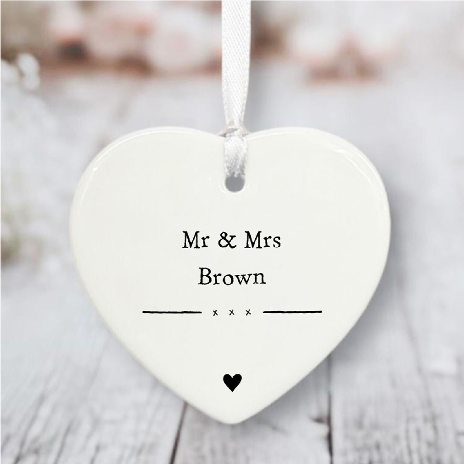 personalised-porcelain-hanging-heart-mr-and-mrs-keepsake-gift|LLUVPORWED2|Luck and Luck| 1