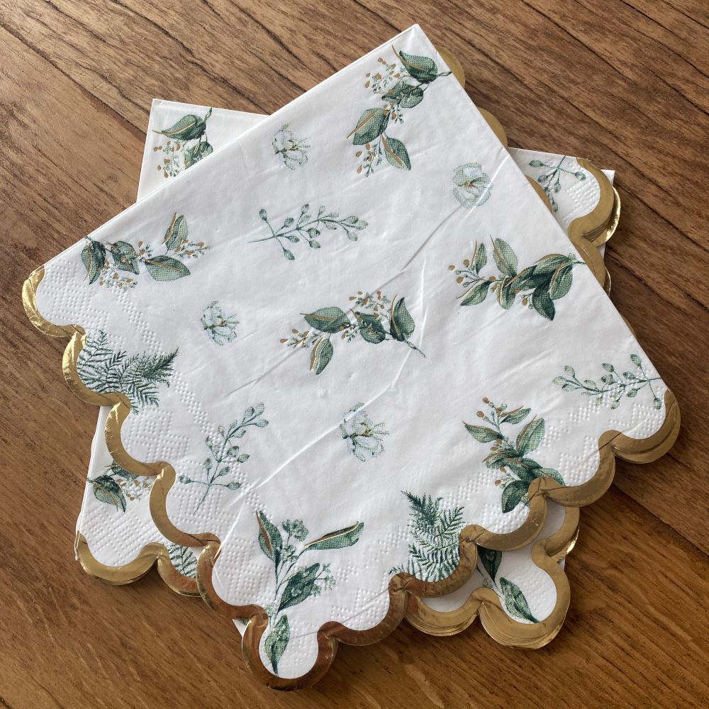 botanical-foliage-leaf-white-and-gold-paper-napkins-x-16|93743|Luck and Luck| 1