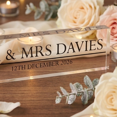 Personalised Mr & Mrs Acrylic Block – Modern Wedding Keepsake with Custom Name & Date