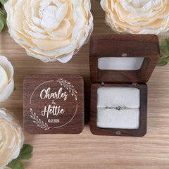 personalised-square-ring-box-1-ring-slot-white-insert-design-3|LLUVRB1WD3|Luck and Luck| 1
