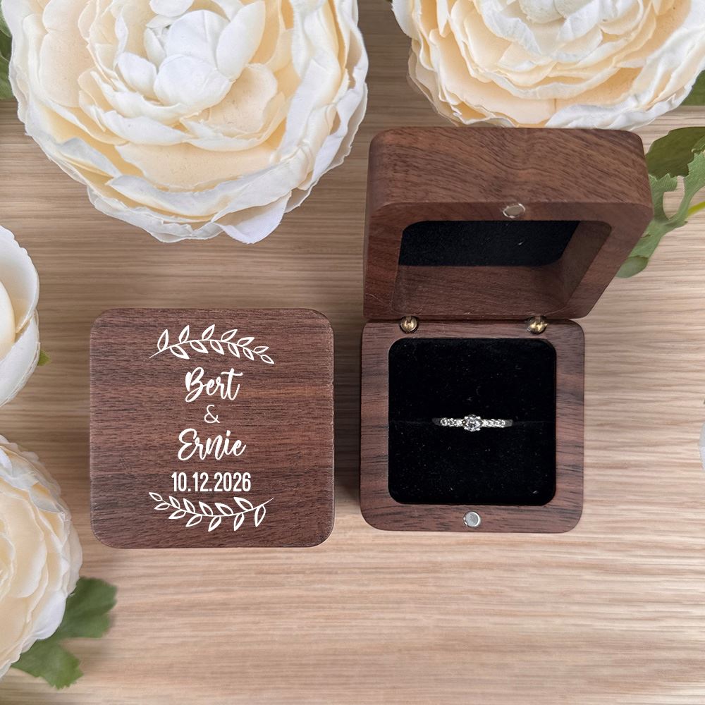 personalised-square-ring-box-1-ring-slot-black-insert-design-2|LLUVRB1BD1|Luck and Luck| 1