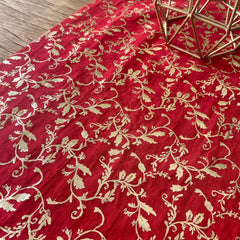 red-and-gold-muslin-vine-flowers-material-table-runner-28cm-x-3m|94195|Luck and Luck| 3