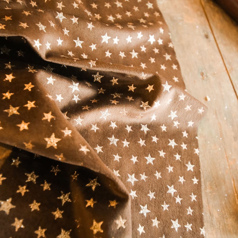 velvet-chocolate-glitter-stars-christmas-table-runner-28-cm-x-3m|91252|Luck and Luck| 1