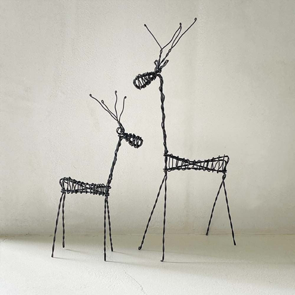 rusty-wire-standing-christmas-decorations-large-and-small-reindeer|72845|Luck and Luck|2