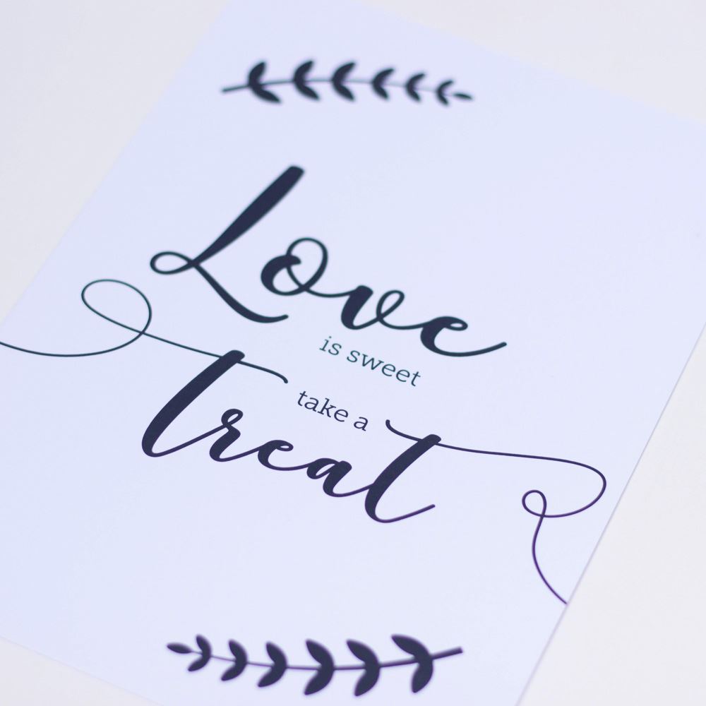 leaf-wreath-design-love-is-sweet-take-a-treat-white-card-and-easel-wedding|LLSTWLEAFLIS|Luck and Luck| 6