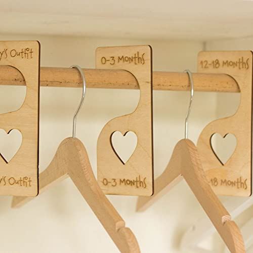 8-wooden-baby-heart-clothes-dividers-nursery-hangers-new-born-gift|LLWWHGHP|Luck and Luck| 1