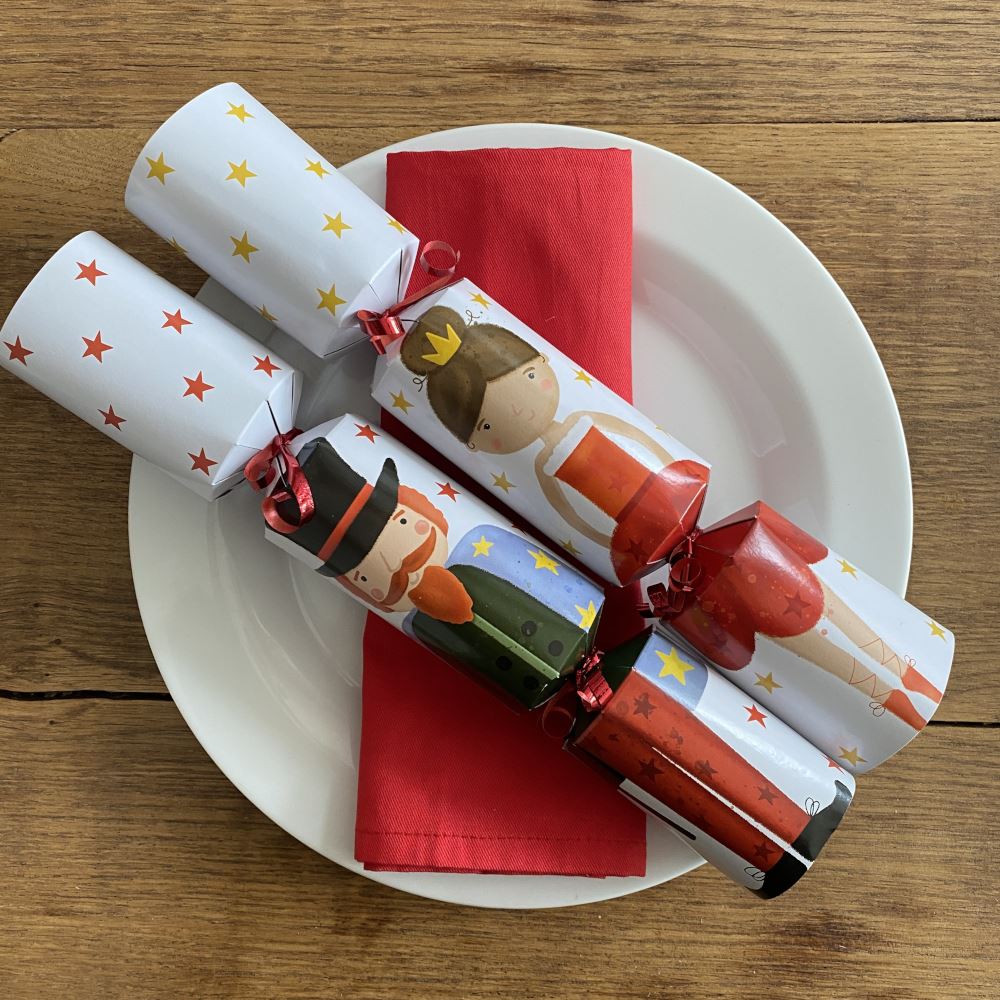 santa-s-guess-that-tune-kazoo-christmas-crackers-x-6|XM6559|Luck and Luck|2