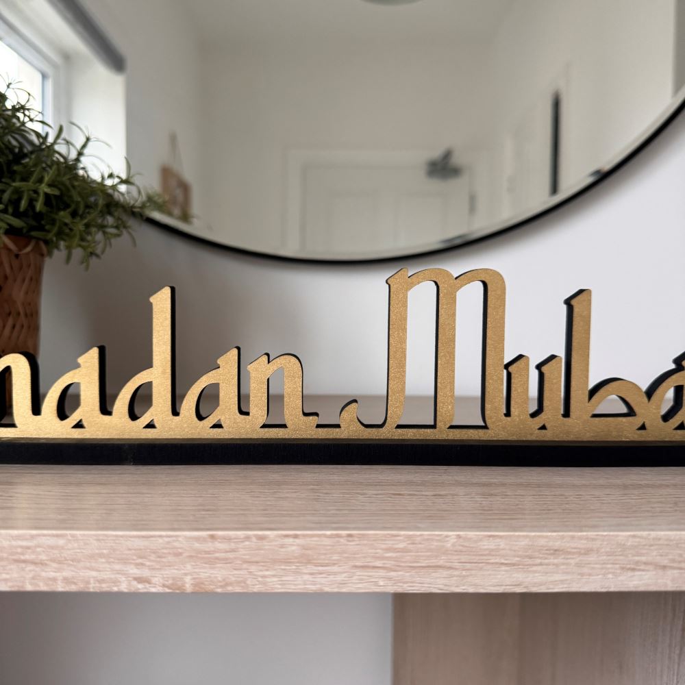 ramadan-mubarak-standing-eid-wooden-table-sign|LLWWRAMMUBSS|Luck and Luck| 3