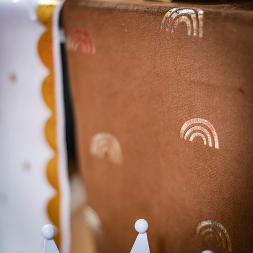 brown-velvet-with-gold-rainbow-table-runner-3m-christmas-party|79657|Luck and Luck| 1