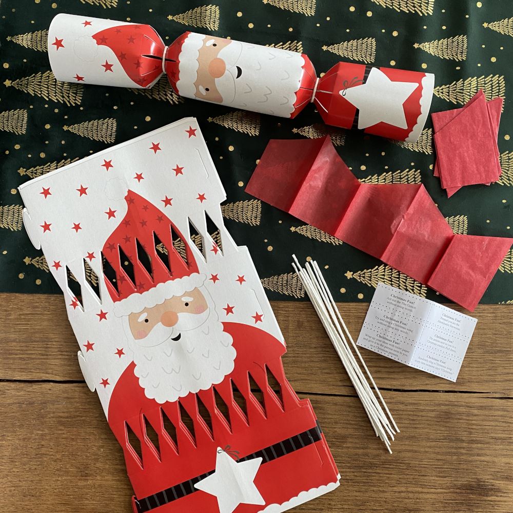 diy-make-your-own-santa-christmas-crackers-x-6|XM6447|Luck and Luck| 1