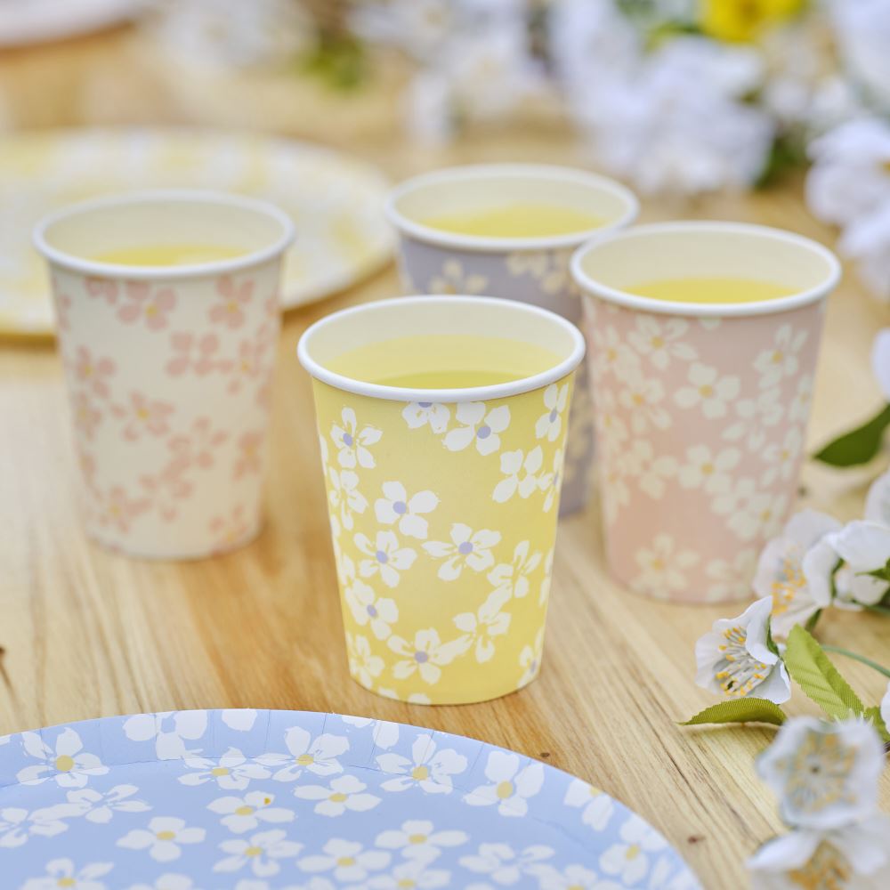 8-floral-paper-party-cups-easter-springtime-garden-party|SP-615|Luck and Luck| 1