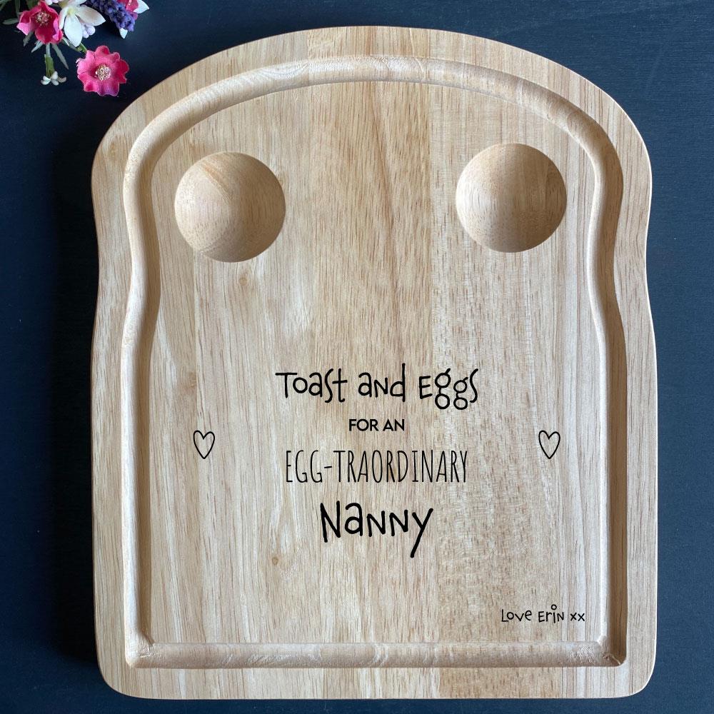 personalised-wooden-toast-board-egg-traordinary-gift|LLWWT7359D4|Luck and Luck| 1