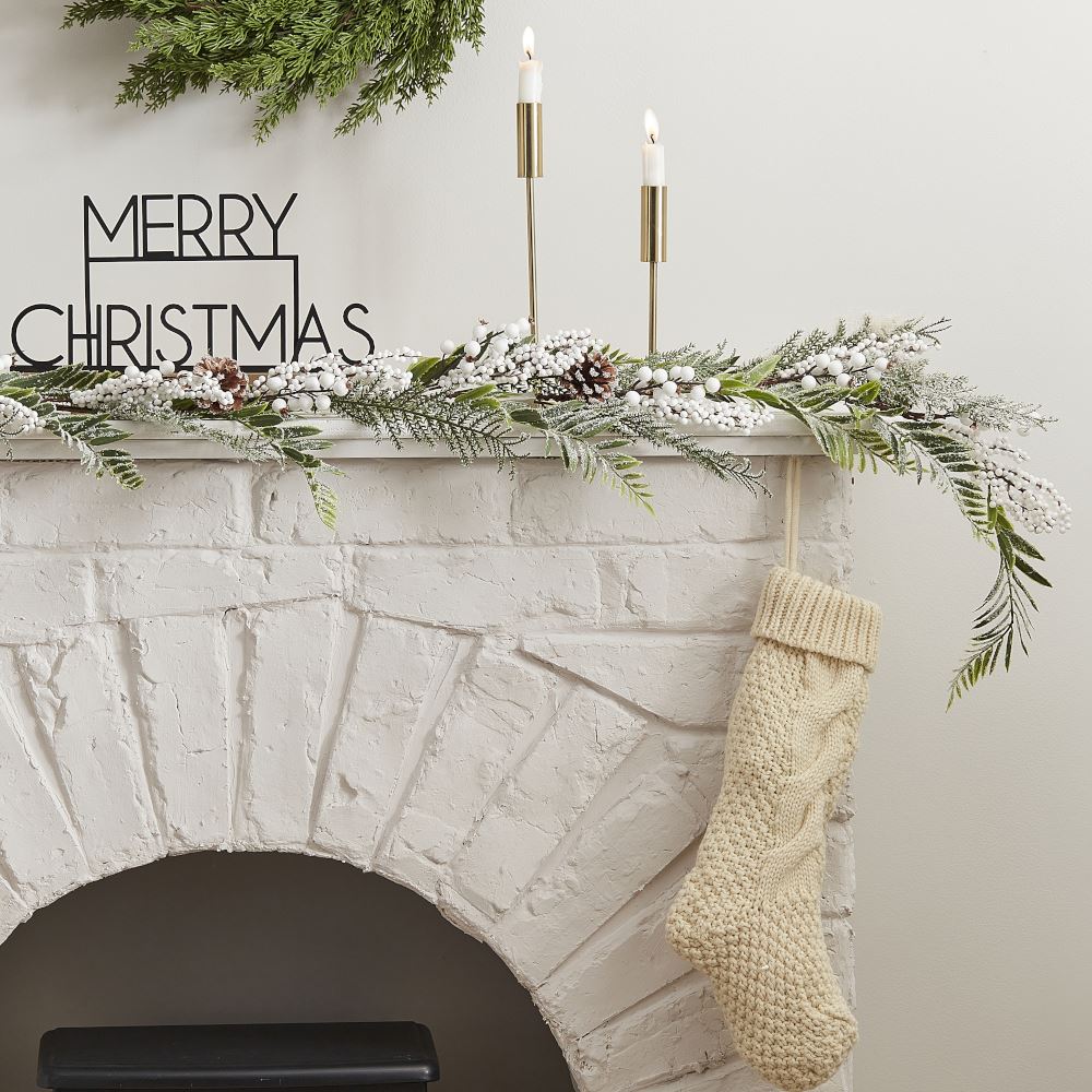 festive-foliage-garland-with-white-berries-1-9m|NOEL-181|Luck and Luck| 1
