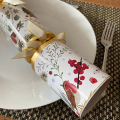 large-festive-robin-traditional-handmade-christmas-crackers-x-6|82220|Luck and Luck| 4