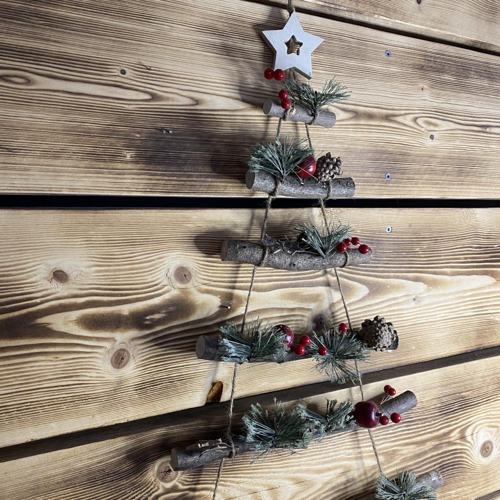 festive-triangle-rustic-tree-ladder-with-foliage|LES085G|Luck and Luck|2