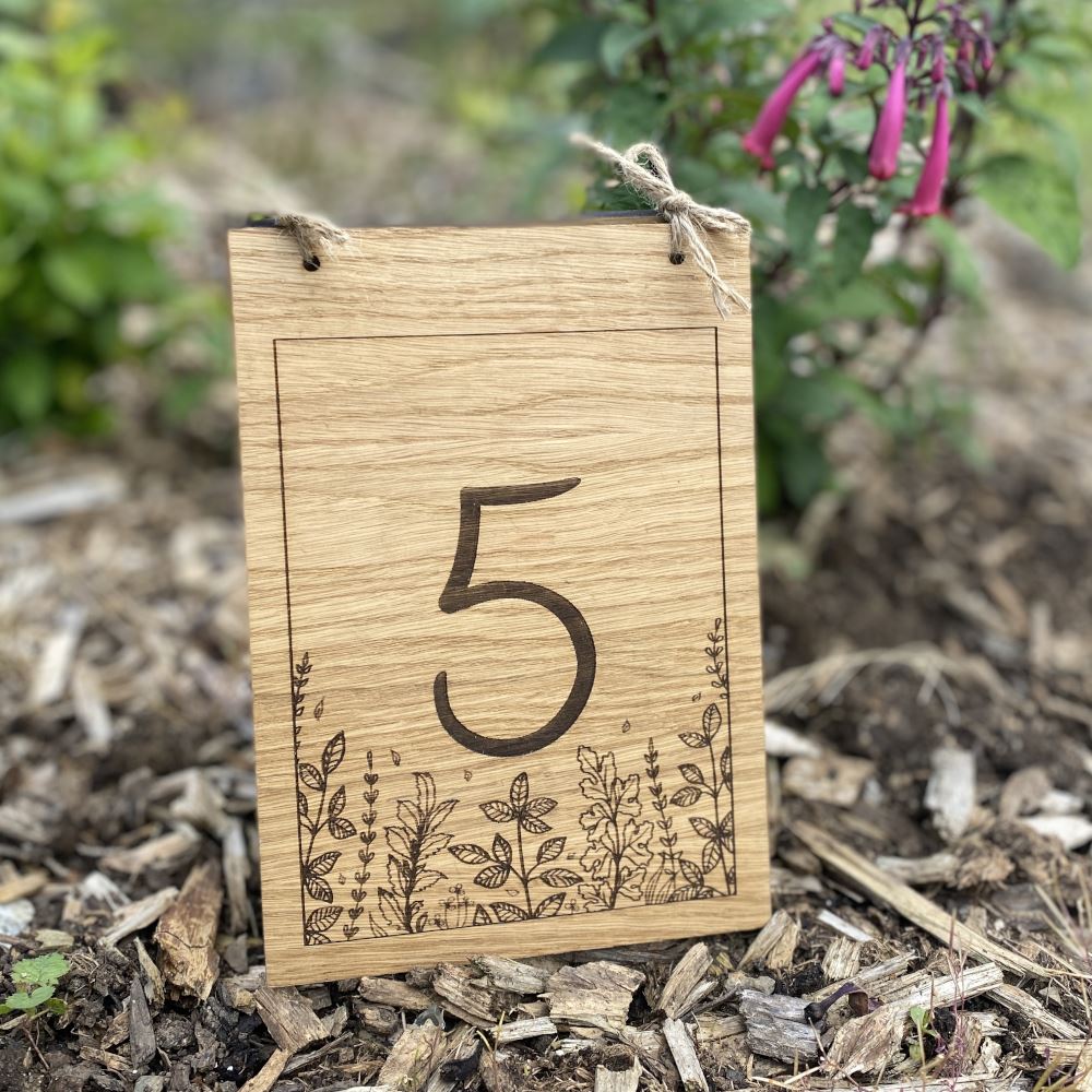 wooden-oak-veneer-table-number-rustic-wedding-design-4|LLWWTABNUMD4|Luck and Luck| 1