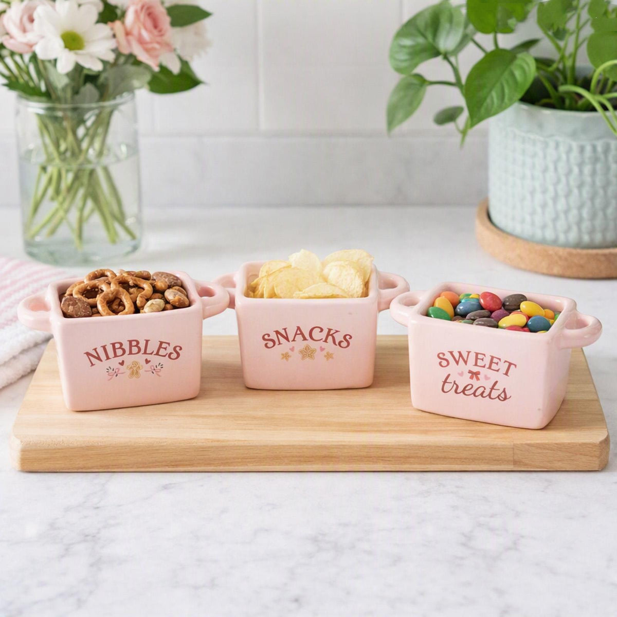 Sugarplum Bakery Christmas Porcelain Mini Bowls Pink Snack Treat Dishes Set of 3