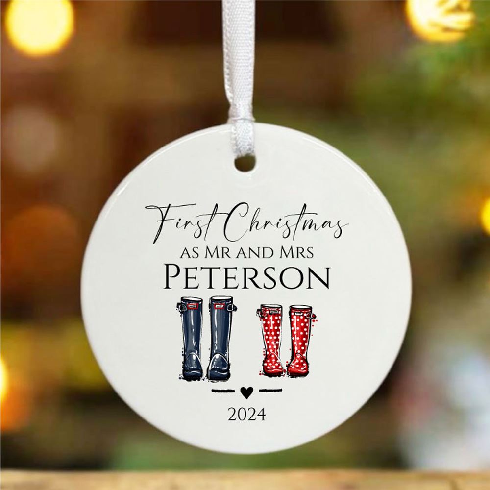 first-christmas-as-mr-and-mrs-wellie-boots-bauble-christmas-gift|LLUVPORC32|Luck and Luck| 1