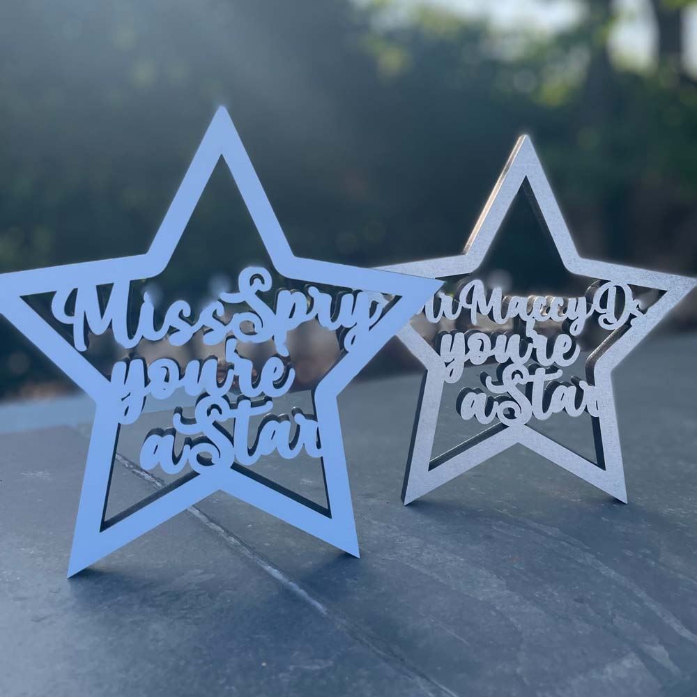 personalised-wooden-standing-star-decoration|LLWWSSDM|Luck and Luck| 1