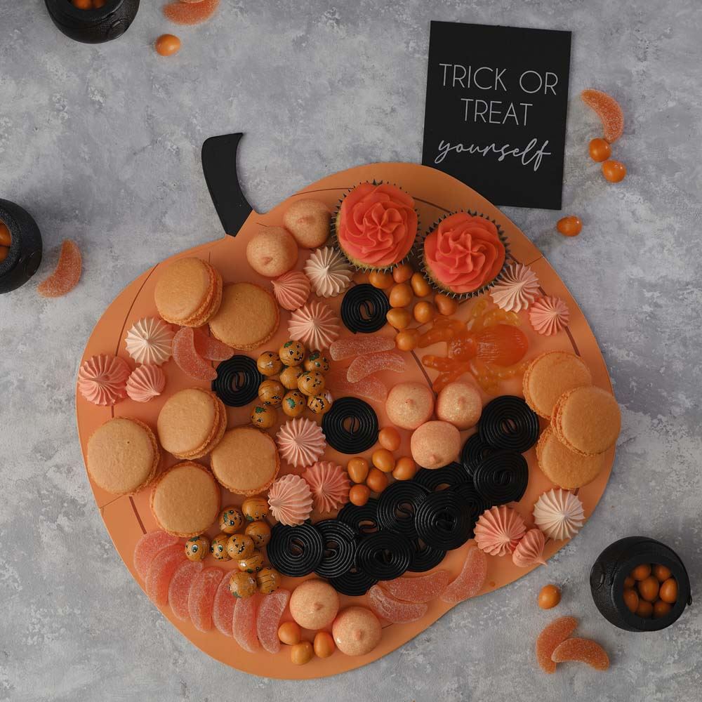 pumpkin-halloween-grazing-board-party-buffet|PUM-104 |Luck and Luck| 1