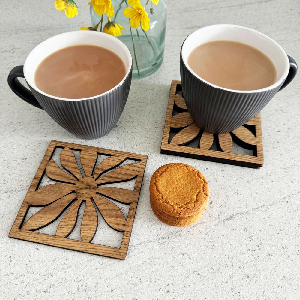 oak-veneer-wooden-floral-leaf-cut-out-coaster-set-x-4|LLWWFLORALCOASTERX4|Luck and Luck| 1