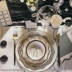 Black & White Gold Cardboard Party Bowls – 8 Pack 13.5 cm