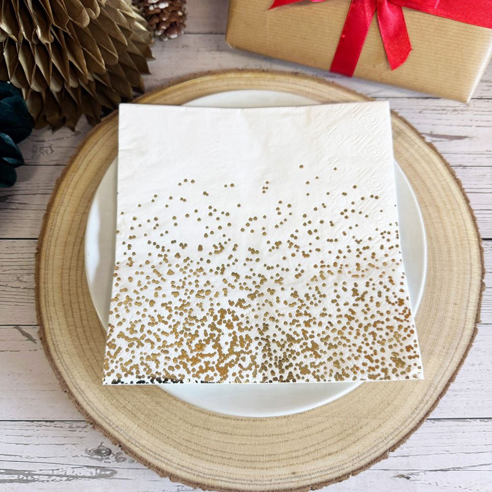 christmas-white-and-gold-paper-party-napkins-x-10|8696 0000 0001|Luck and Luck| 1