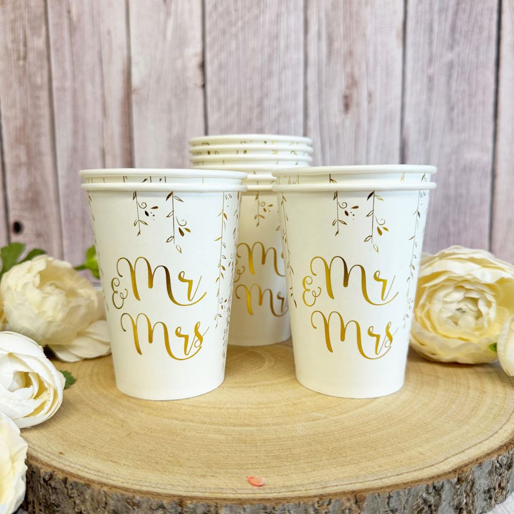 just-married-wedding-paper-cups-x-10|632100000003|Luck and Luck| 1