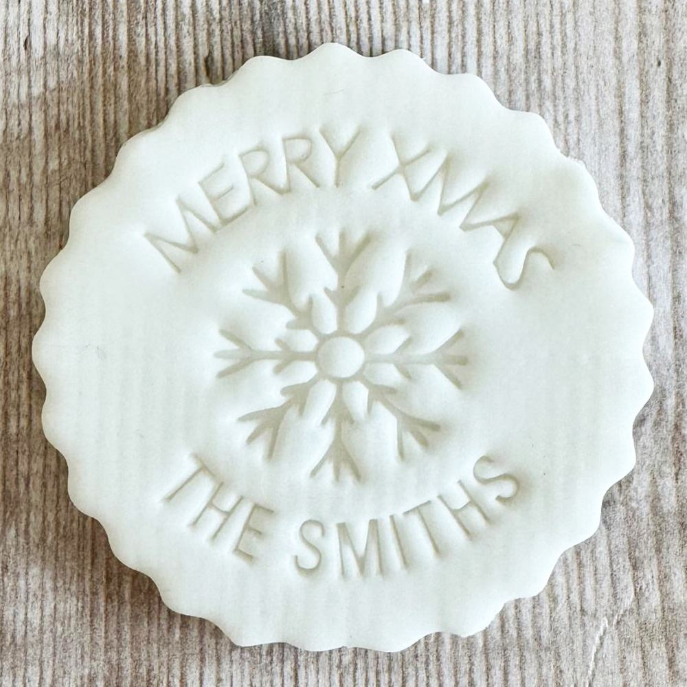 personalised-christmas-fondant-icing-embosser-snowflake|LLWWXMASEMBOSSD1|Luck and Luck| 1