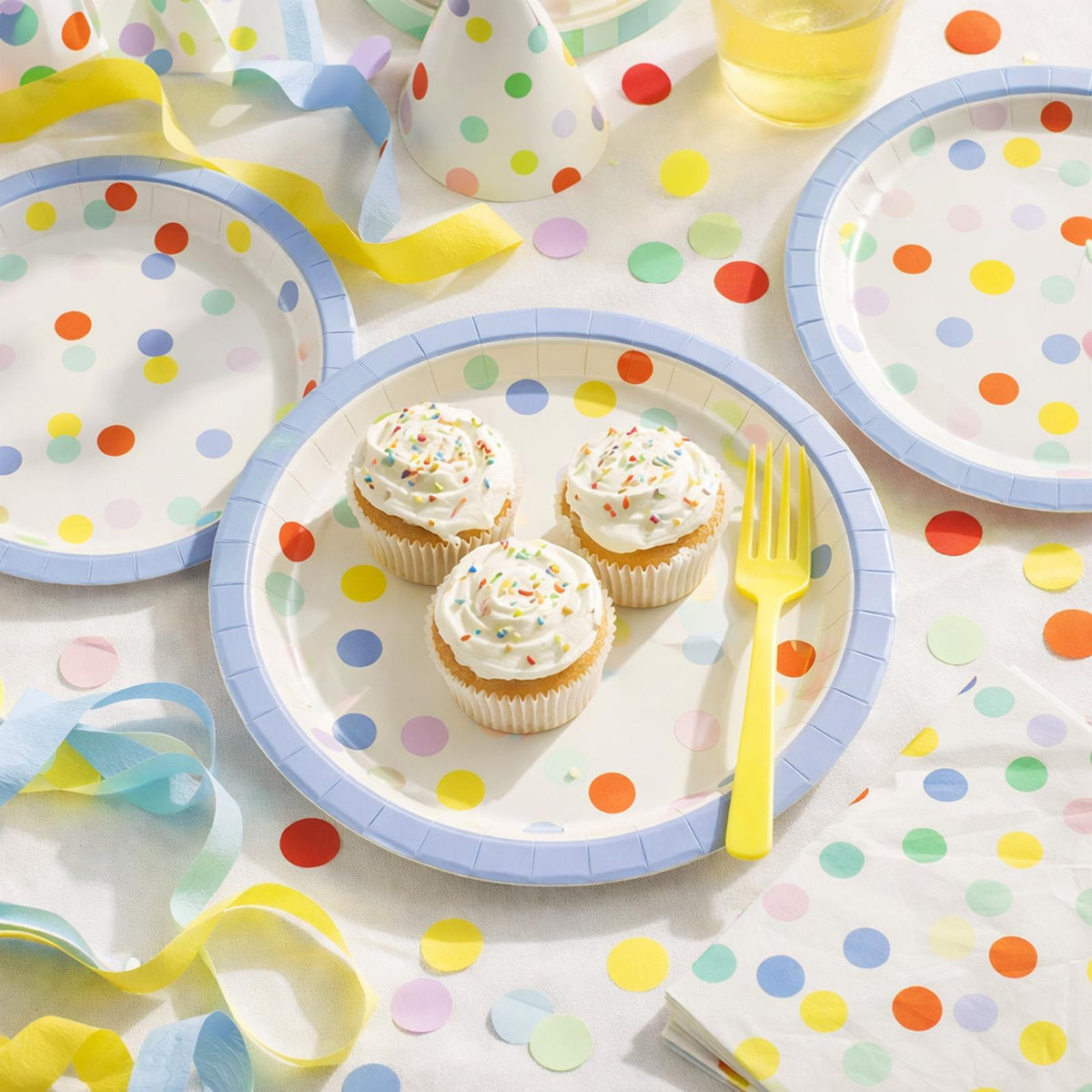 Confetti Design Paper Plates For Colourful Birthday Party Tables And Celebration Dining (Pack of 6, 23 cm)