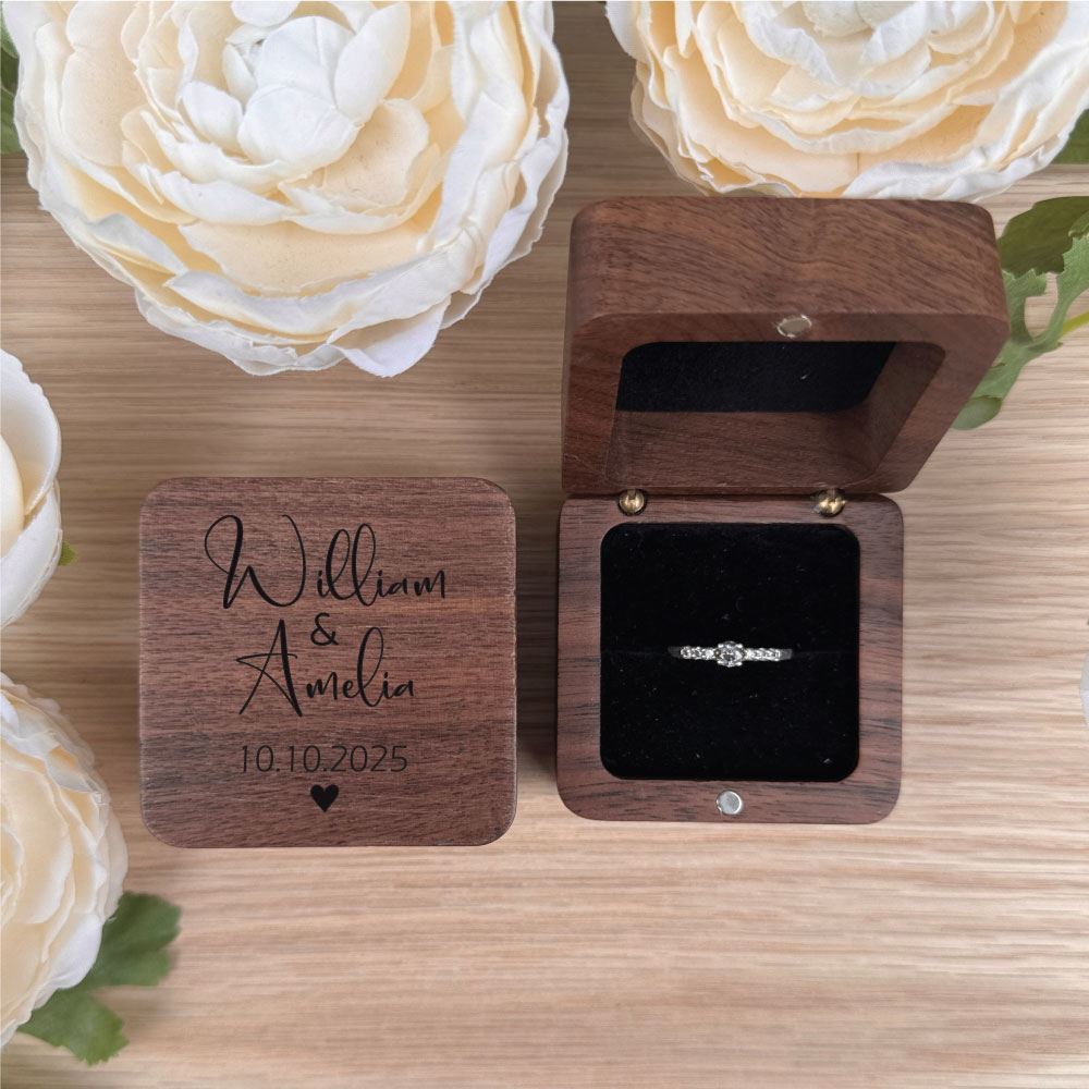 personalised-engraved-ring-box-1-ring-slot-black-insert|LLWWRB1BD10E|Luck and Luck| 1