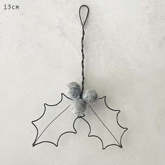 east-of-india-rusty-wire-christmas-hanging-holly-leaf-grey-berries|4611B|Luck and Luck| 1