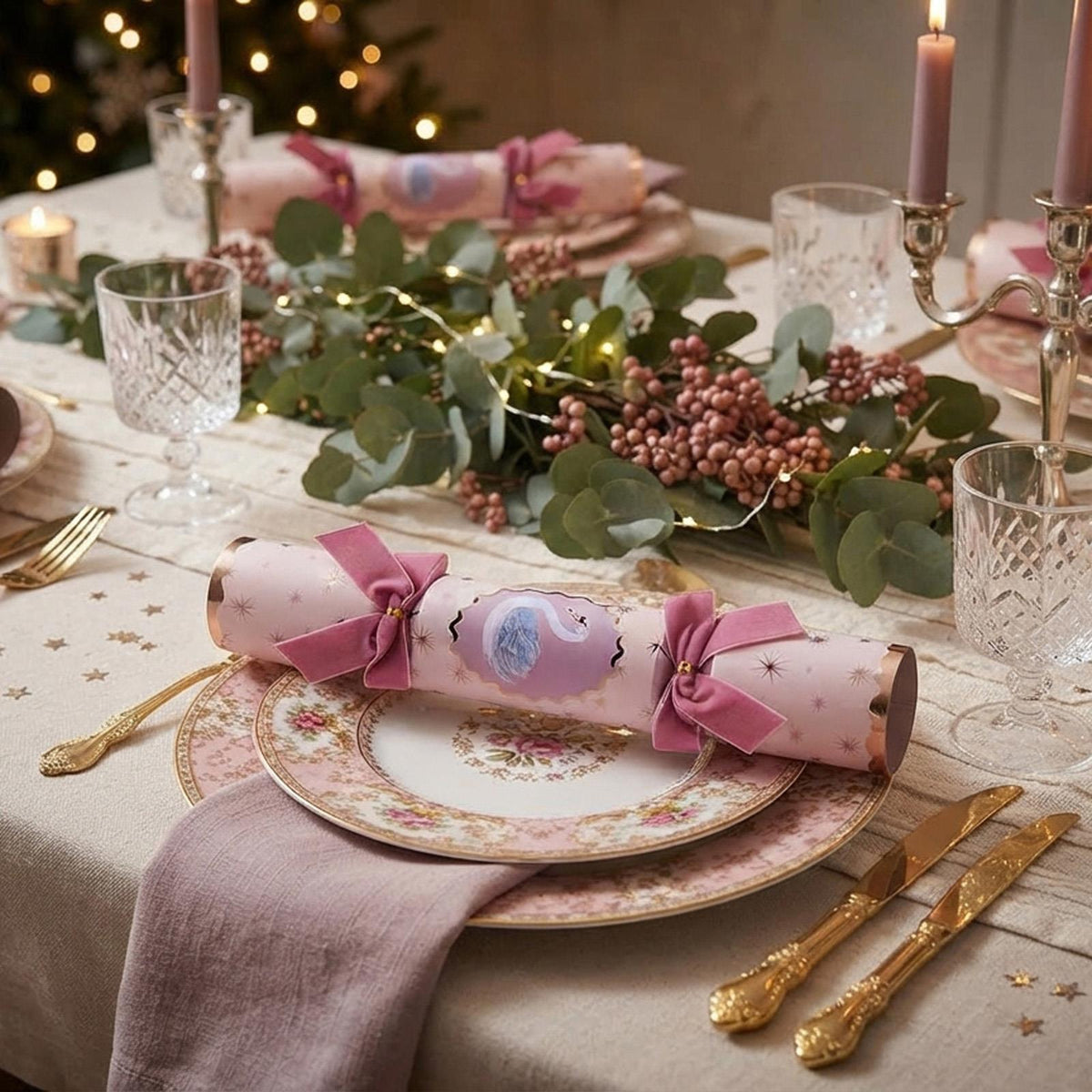 Yvonne Ellen Pink Swan Christmas Crackers Pink Festive Party Tableware Set of 6