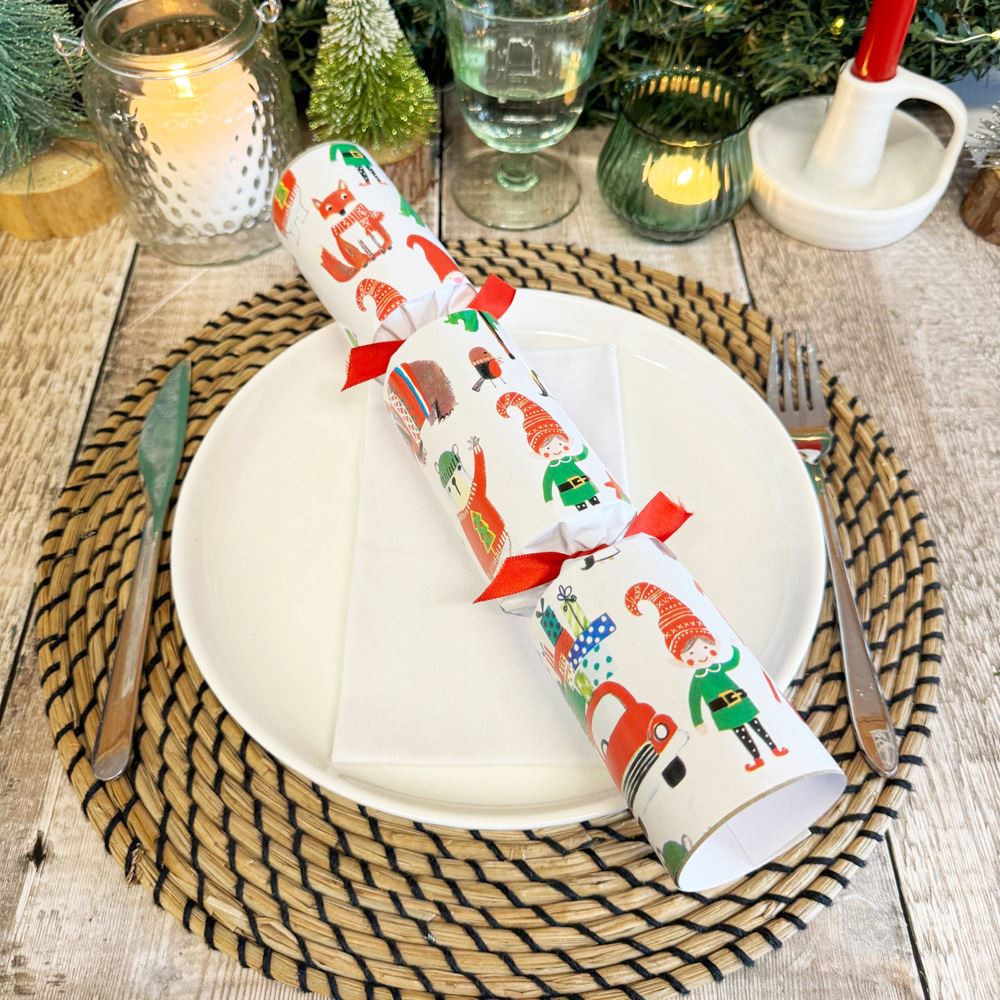 racing-elf-christmas-crackers-x-6-xmas-table-game|72403|Luck and Luck| 1