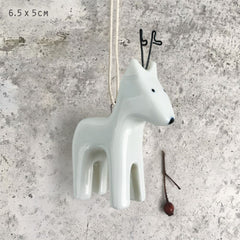 east-of-india-porcelain-hanger-reindeer-tree-decoration|6520|Luck and Luck| 1