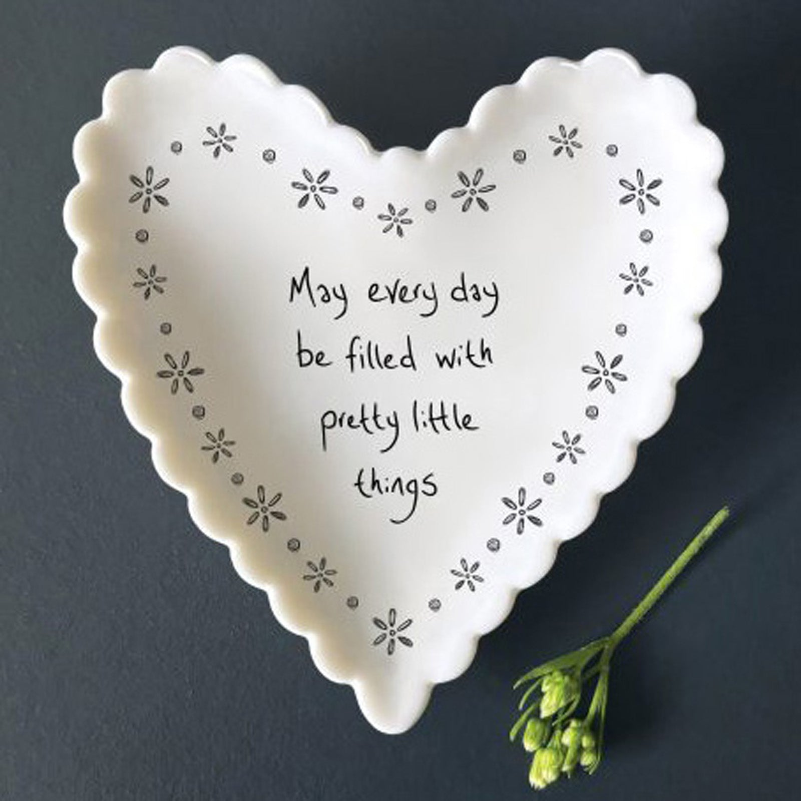 6aa2613708b2a1f10aa3d8bb804180d4