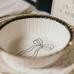 Black & White Gold Cardboard Party Bowls – 8 Pack 13.5 cm