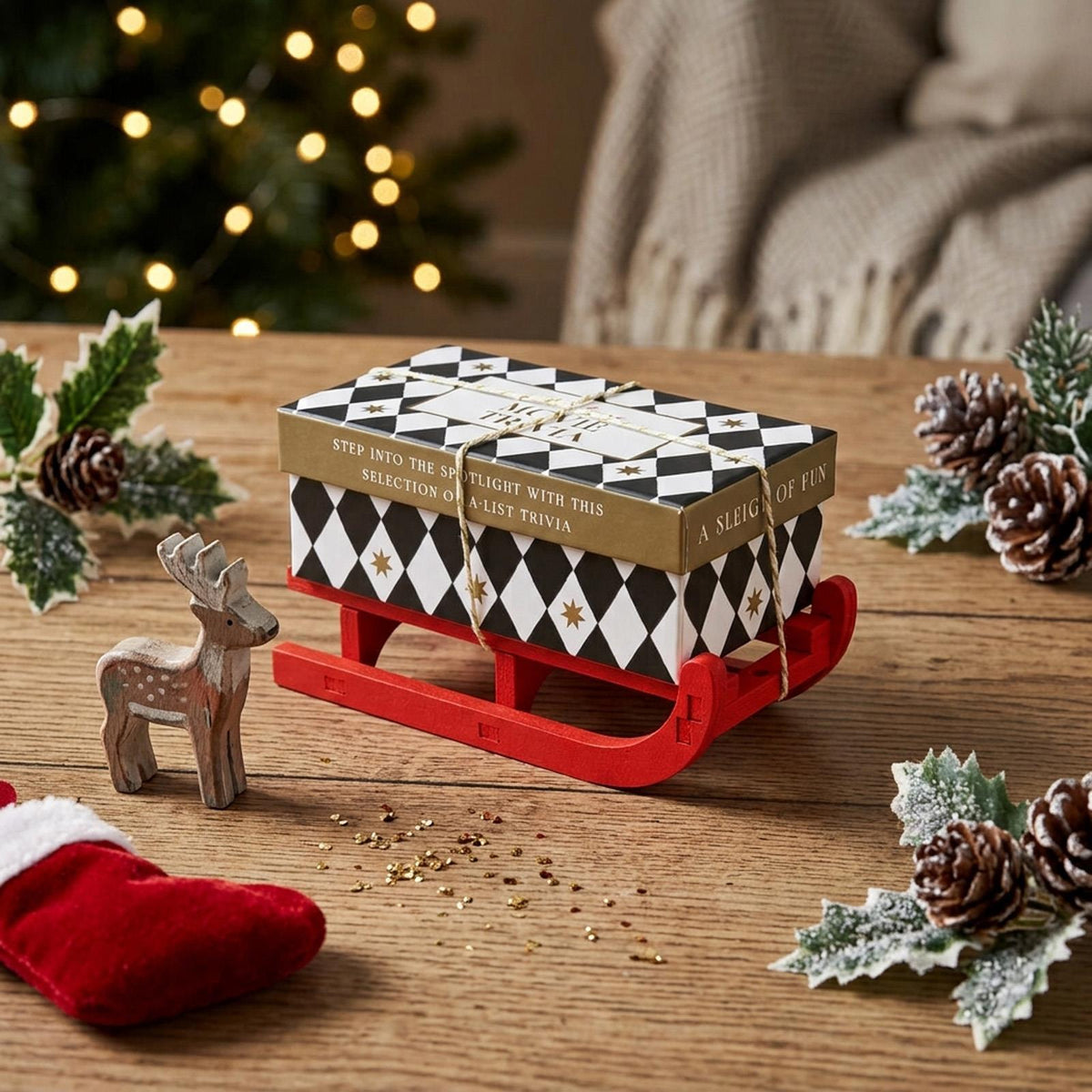 Movie Trivia Mini Sleigh Christmas Party Game Red White Festive Entertainment