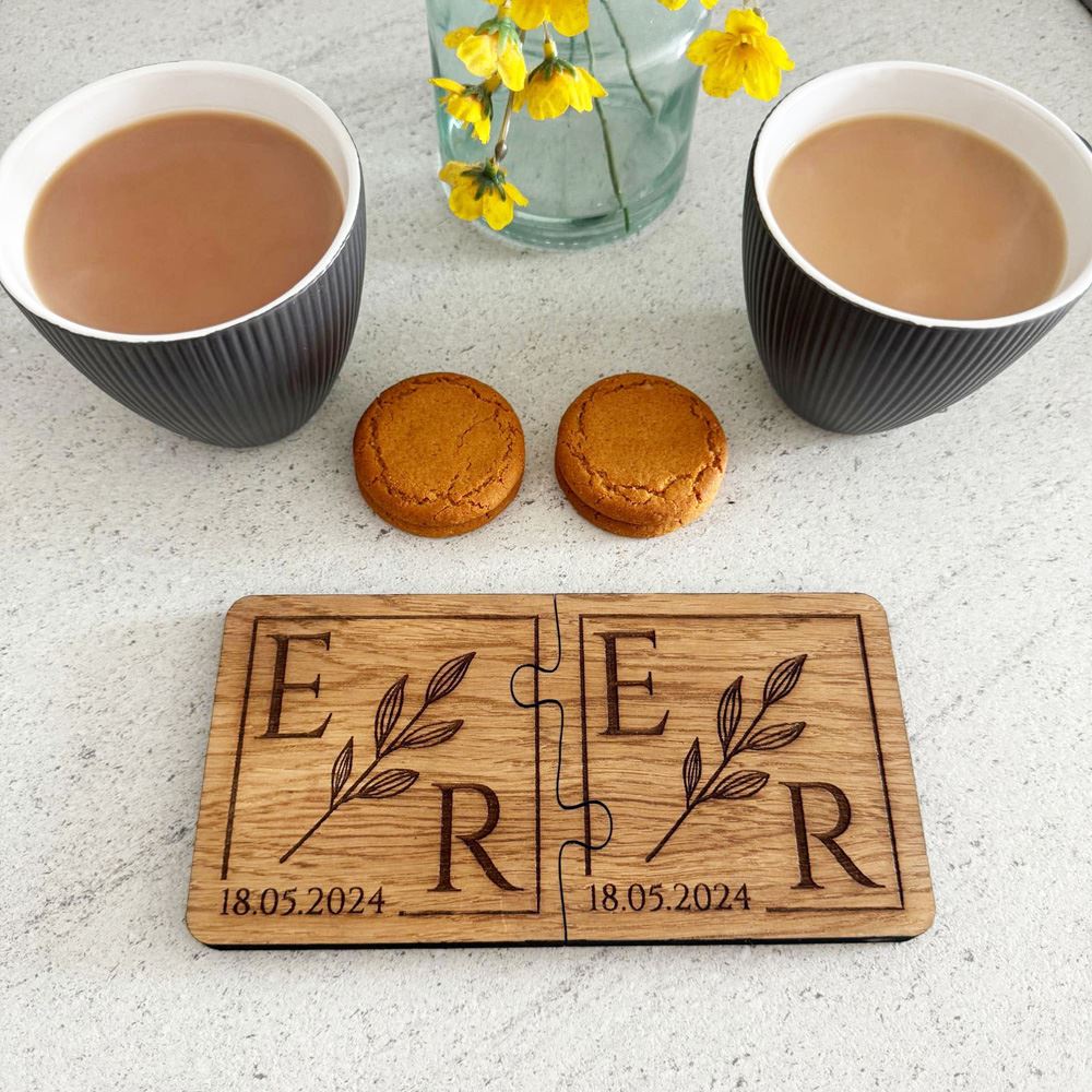 wooden-personalised-jigsaw-coasters-gift-set-of-2-initials-and-leaf|LLWWJIGSAWCOASTERX2DE|Luck and Luck| 1