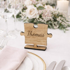 Luck and Luck Oak Veneer Jigsaw Shaped Place Names Font 3, Place Cards