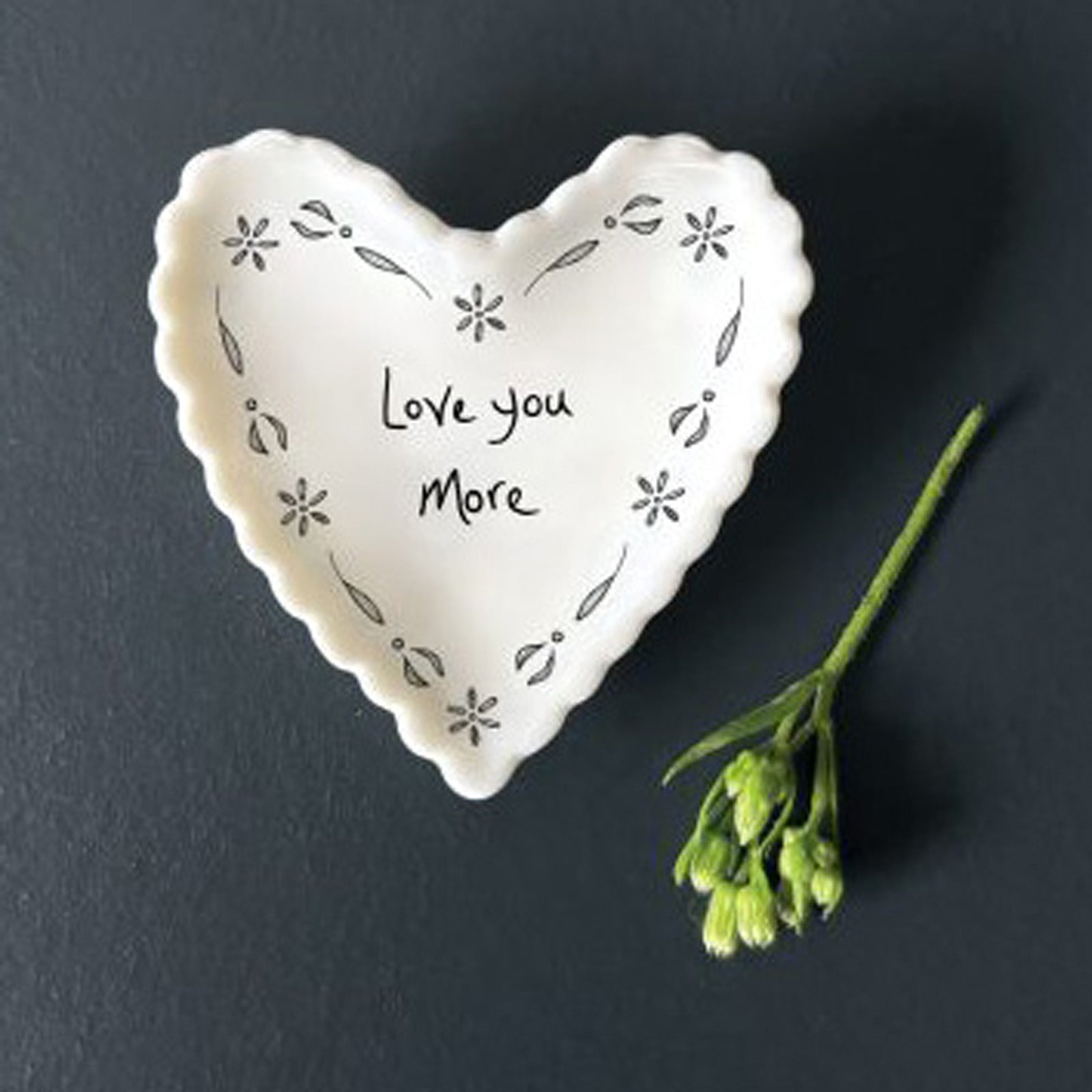 ee8c8bc9d994ba21af3dea1590190401