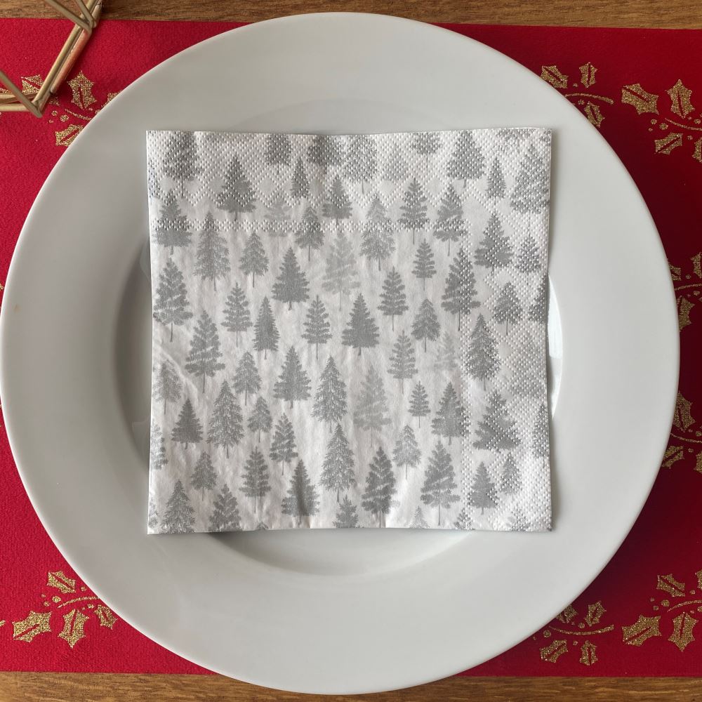 nordic-forest-silver-tree-luncheon-christmas-paper-napkins-x-20|L1017105|Luck and Luck| 1