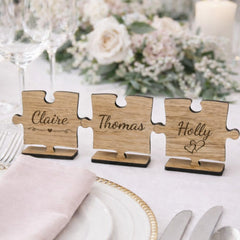 Luck and Luck Oak Veneer Jigsaw Shaped Place Names Font 3, Place Cards