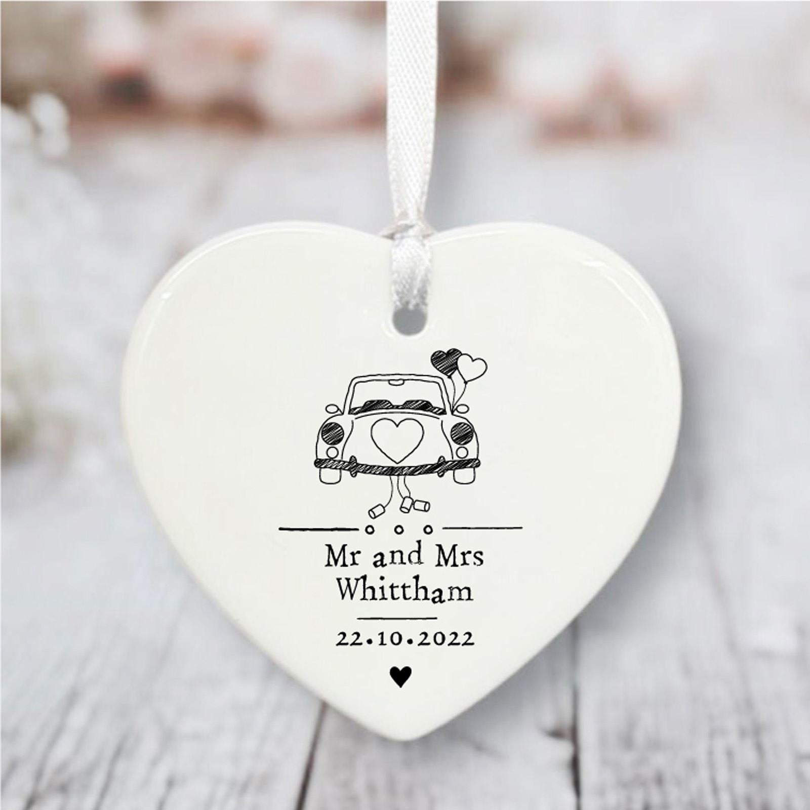 personalised-porcelain-hanging-heart-wedding-car-keepsake-gift|LLUVPORWED1|Luck and Luck| 1